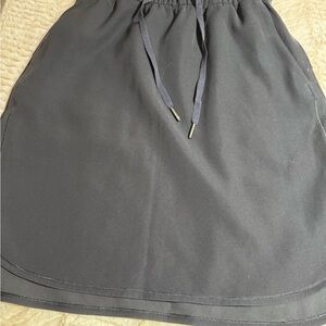 Lululemon On the fly Skirt size 4